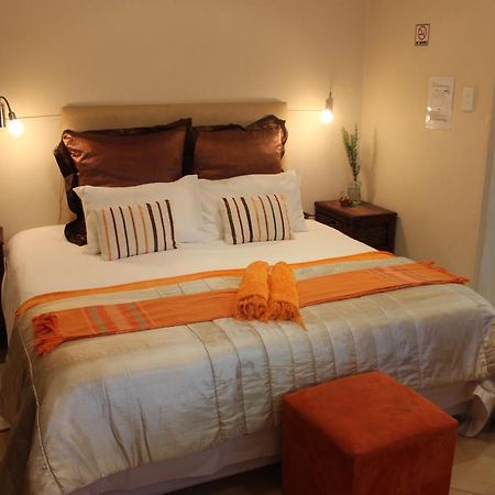 Lumley'S Place Guesthouse Pniel Buitenkant foto